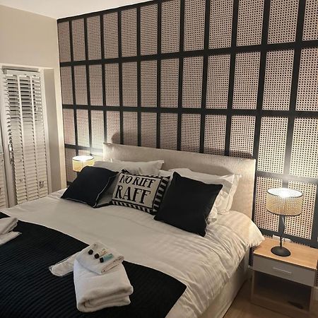 The Mayfair Lodge & Family Suite Hartlepool Bagian luar foto