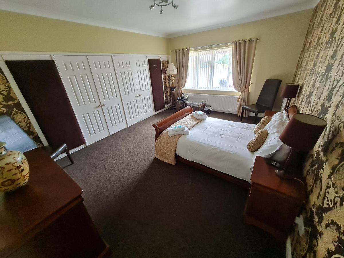 The Mayfair Lodge & Family Suite Hartlepool Bagian luar foto